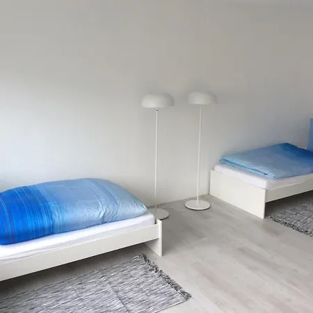 Bergl Nah Bahnhof 3 *